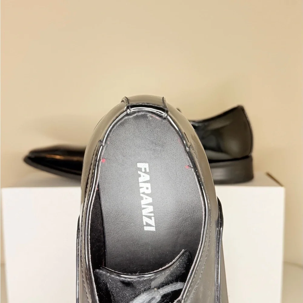 N/A sleek stylish